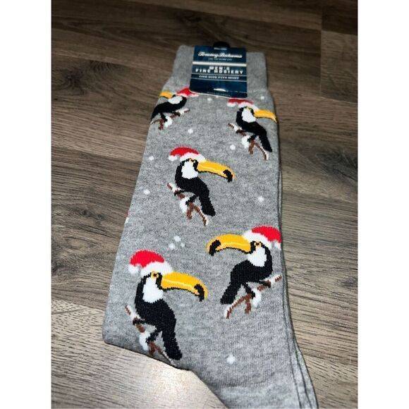 Tommy Bahama Men’s Fine Hosiery Grey Toucans Christmas Socks NEW 1 Pair - Picture 2 of 5